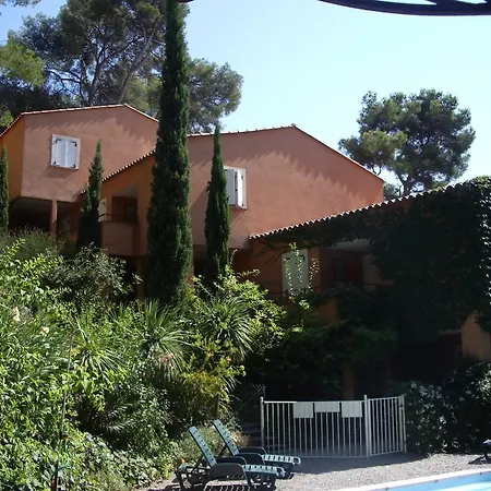 Lägenhet 50m T2 Grande Terrasse Vue Climatise Piscine Chauffee, Parking Clos Gratuit Sanary-sur-Mer