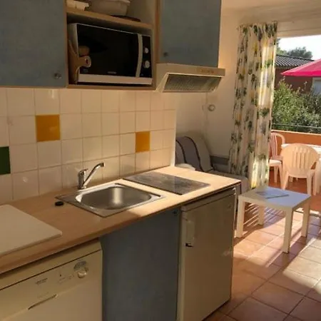 50m T2 Grande Terrasse Vue Climatise Piscine Chauffee, Parking Clos Gratuit Lägenhet Sanary-sur-Mer